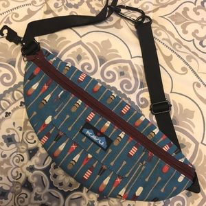 Kavu Fanny Pack in Row House